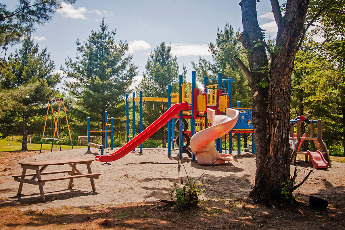 Children's play area at Camping Nature Plein Air