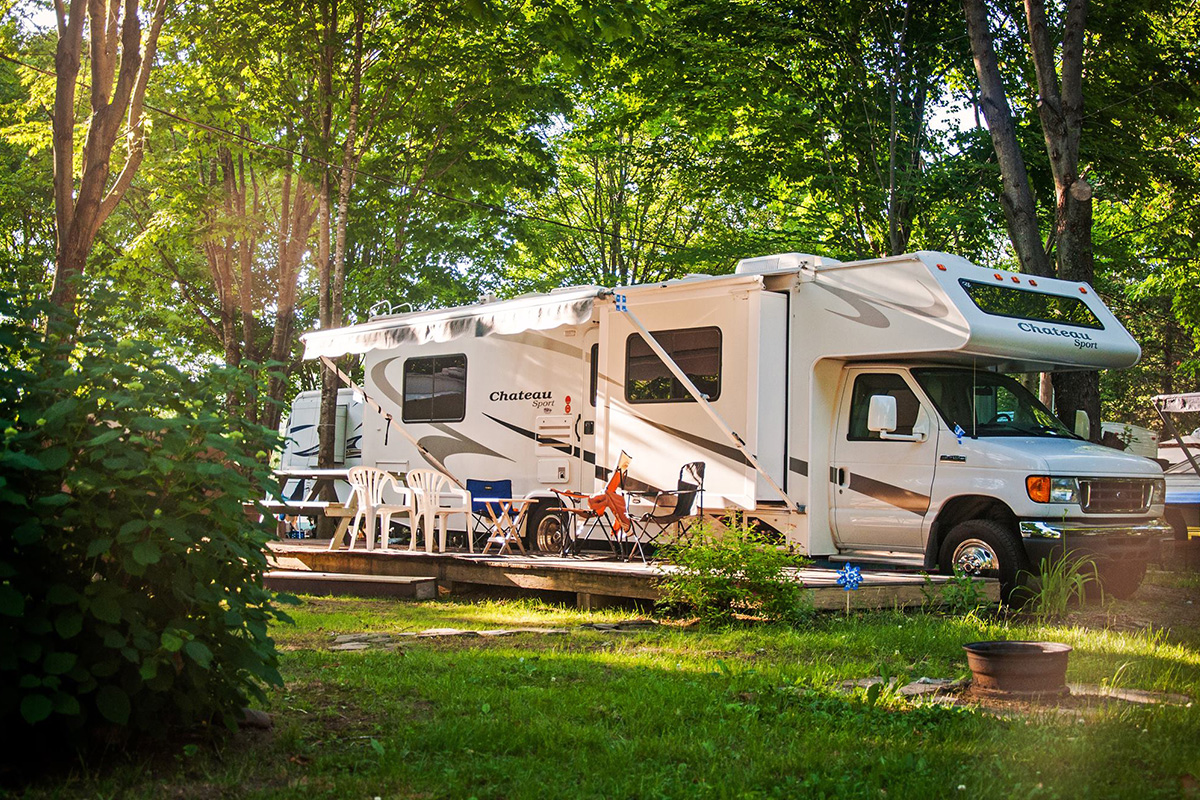 Découvrir le camping saisonnier du Camping Nature Plein Air - Terrains de camping à 3 services - Situé à Mansonville en Estrie